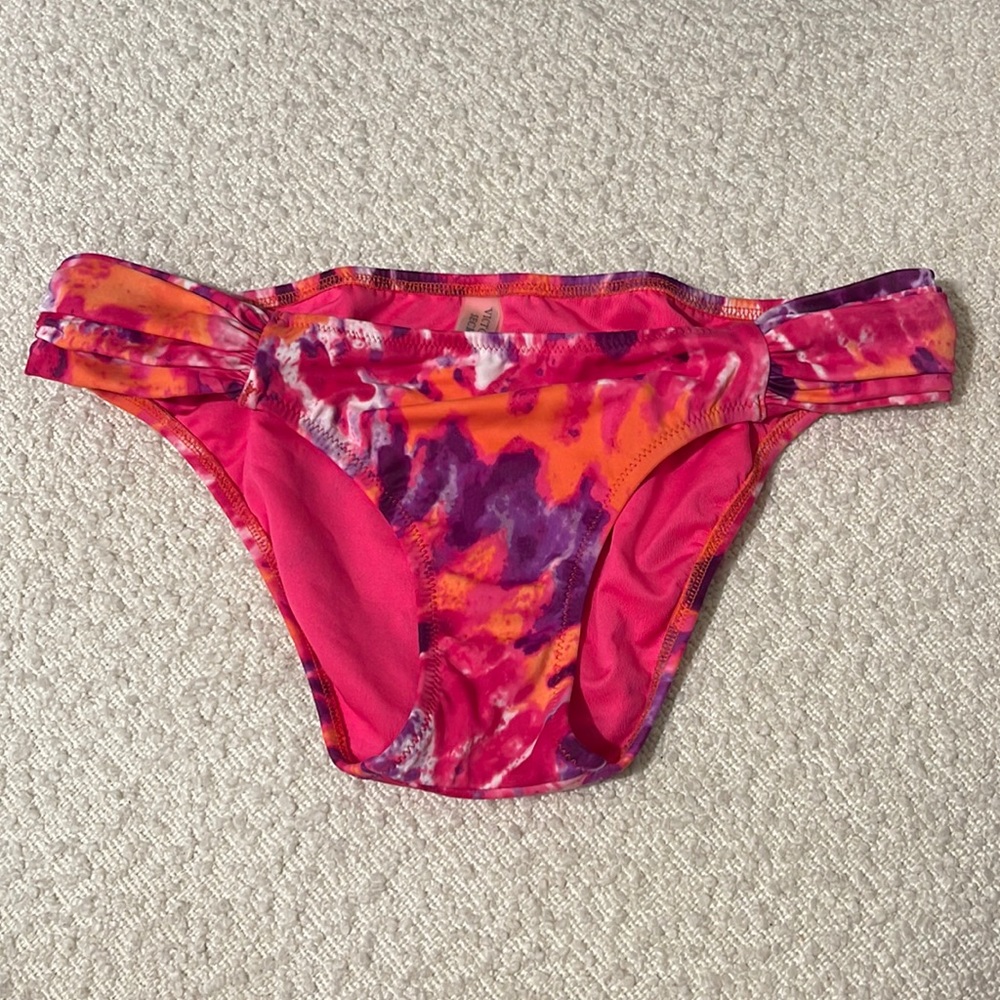 Victoria’s Secret Bikini Bottom Small